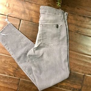 [Joe’s Jeans] Charlie Skinny Ankle